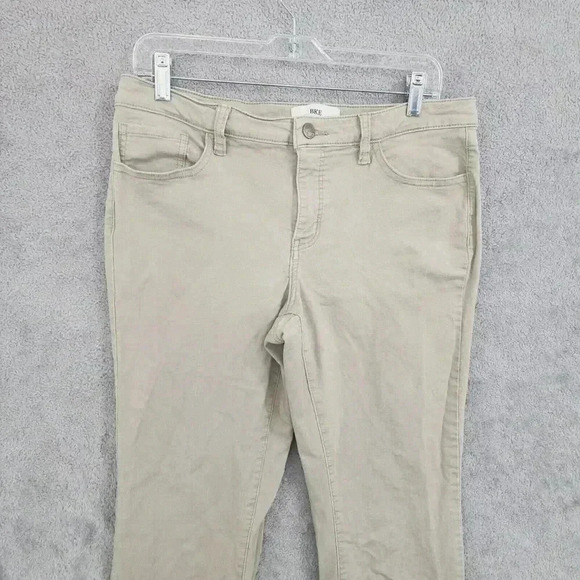 BKE Womens Beige Bootcut Jeans 30 x 35.5 Stretched 18CT - Picture 6 of 9